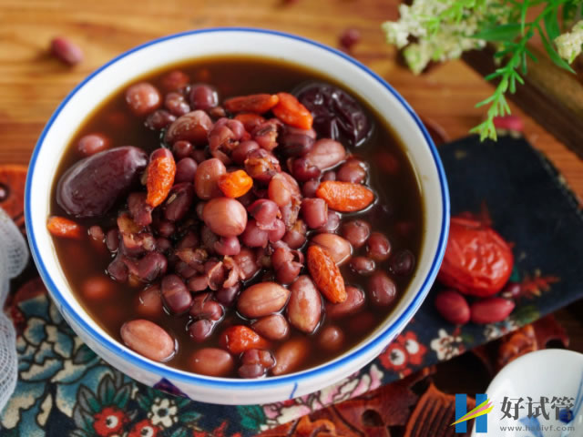 产后喝五红汤时间有讲究,掌握规律饮用补血下奶一举两得(图3) 五红汤要喝温的